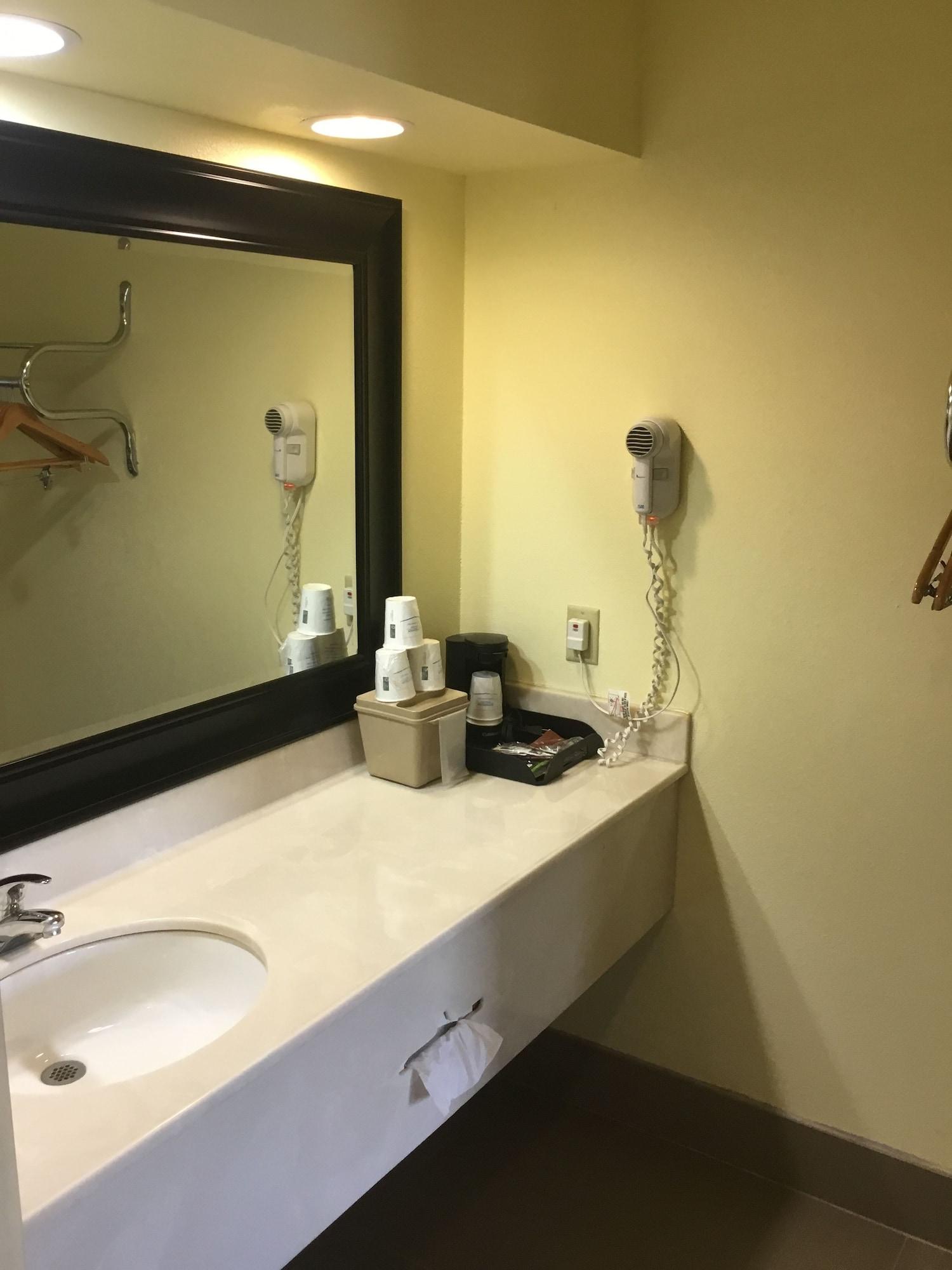 Super 8 By Wyndham Fairfield Tx Hotel Bagian luar foto