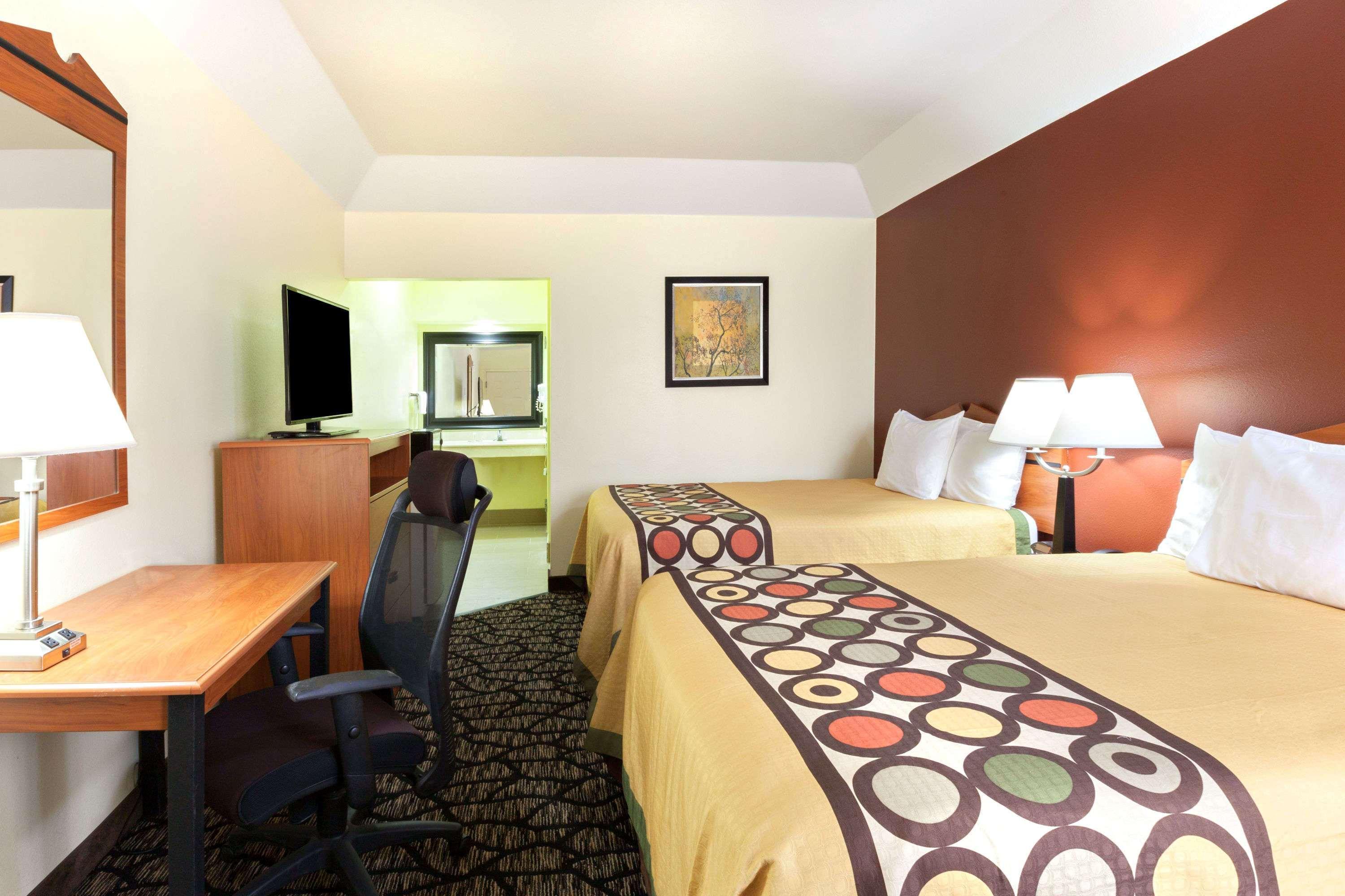 Super 8 By Wyndham Fairfield Tx Hotel Bagian luar foto
