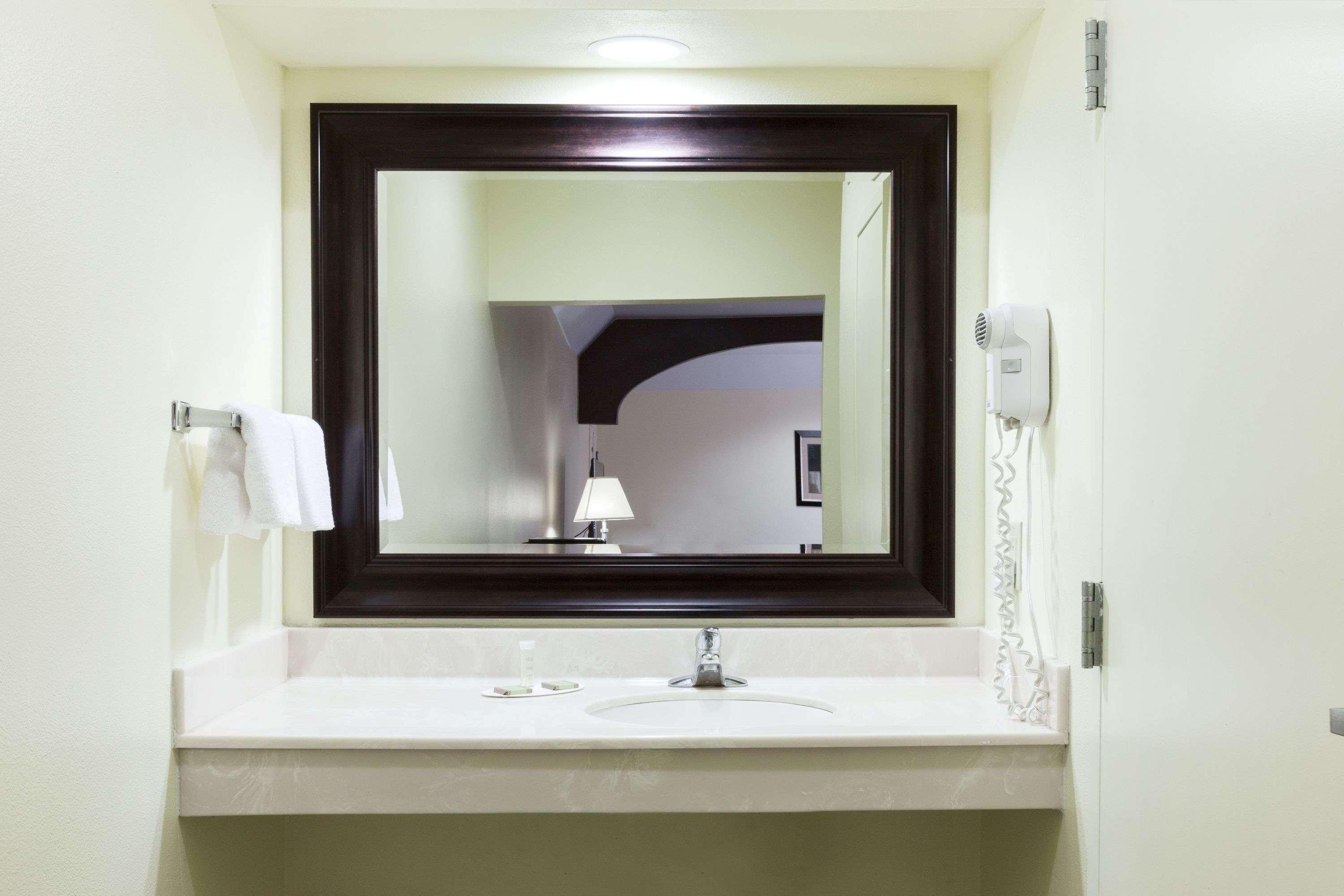 Super 8 By Wyndham Fairfield Tx Hotel Bagian luar foto